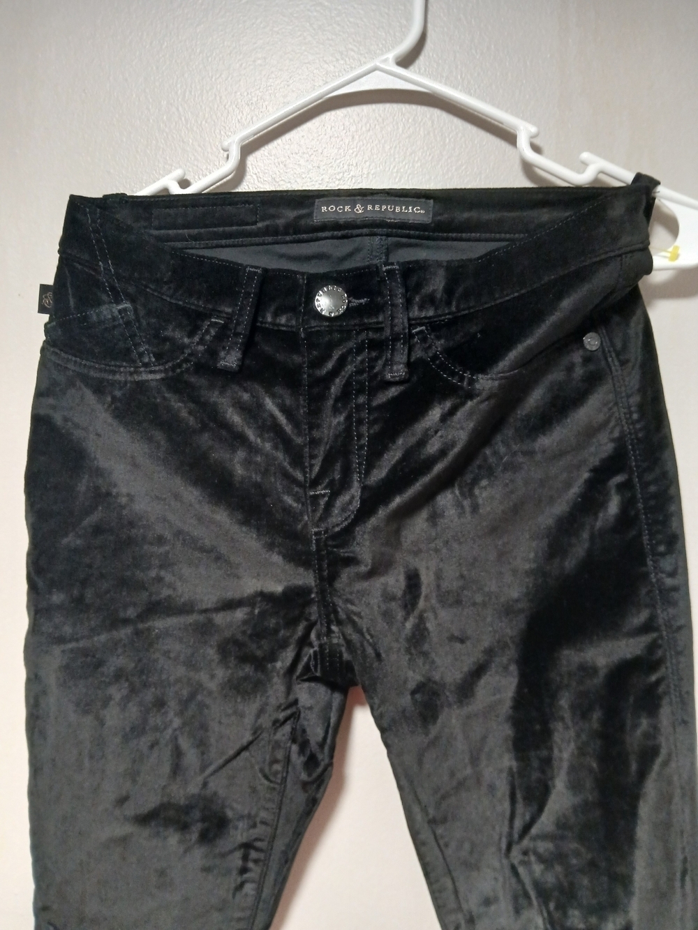 Rock & Republic Black Velvet Skinny Jeans - Picture 2 of 11